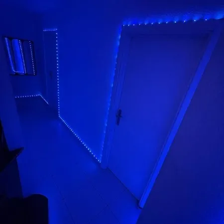 Unique Two-level With Smart Projector * 斯普利特